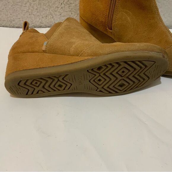 TOMS Youth Suede Wedge Booties size 1.5 - Picture 6 of 11